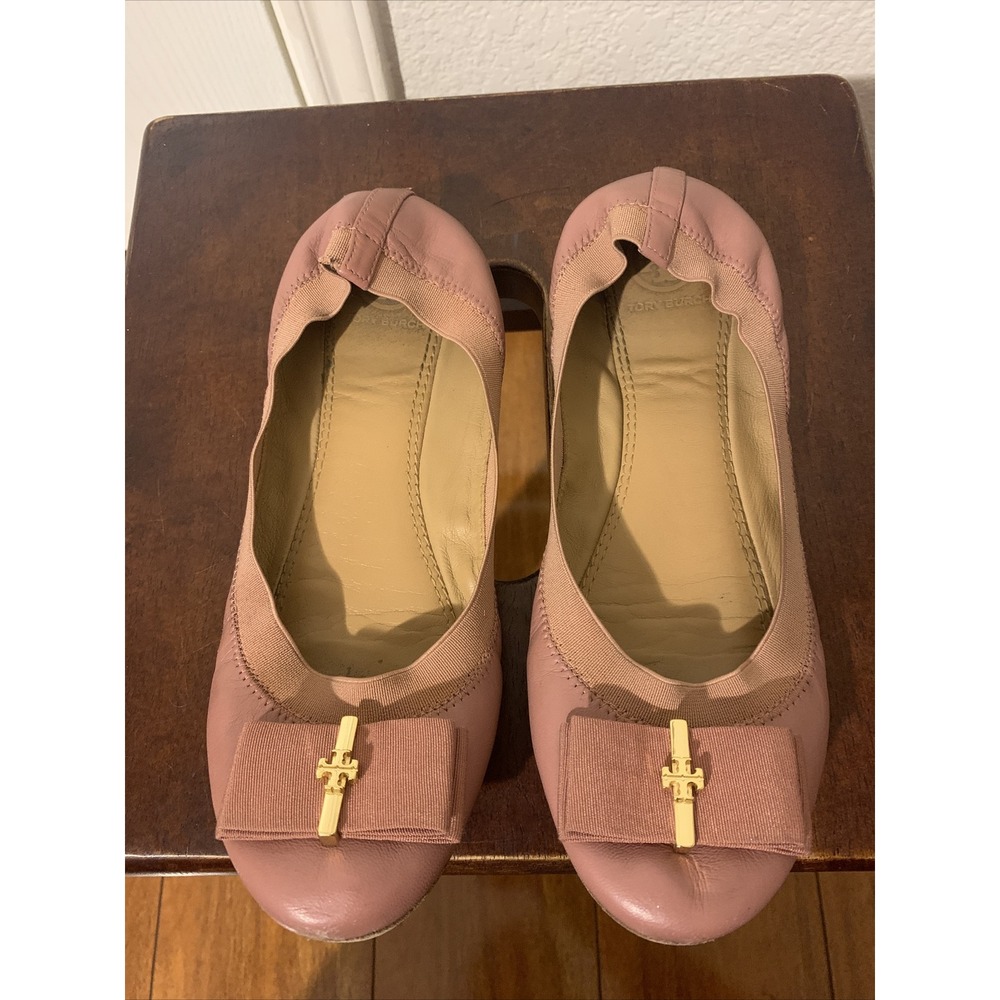 Tory Burch sadgewick leather ballet flats us 6 1/2 M powder beige color